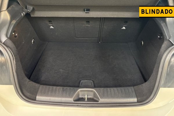 MERCEDES-BENZ A 200 1.6 TURBO URBAN 16V GASOLINA 4P AUTOMÁTICO 2013/2013
